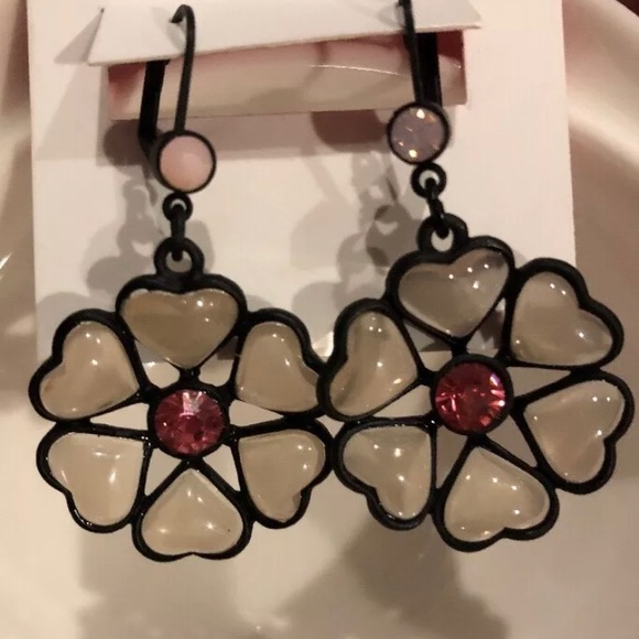 Betsey Johnson Memoirs Of Betsey Heart Earrings - Picture 2 of 3